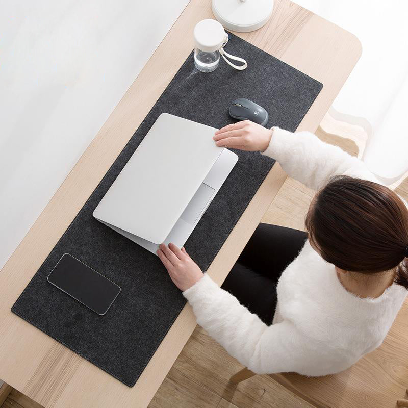 80 × 40 cm Felt Desk Pad product image